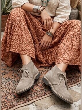 Kebo Suede Desert boots Italian | Size 39 | Tan